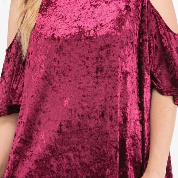 1x-3x New Plus Size Crush Velvet Swing Top - Picture 4 of 6